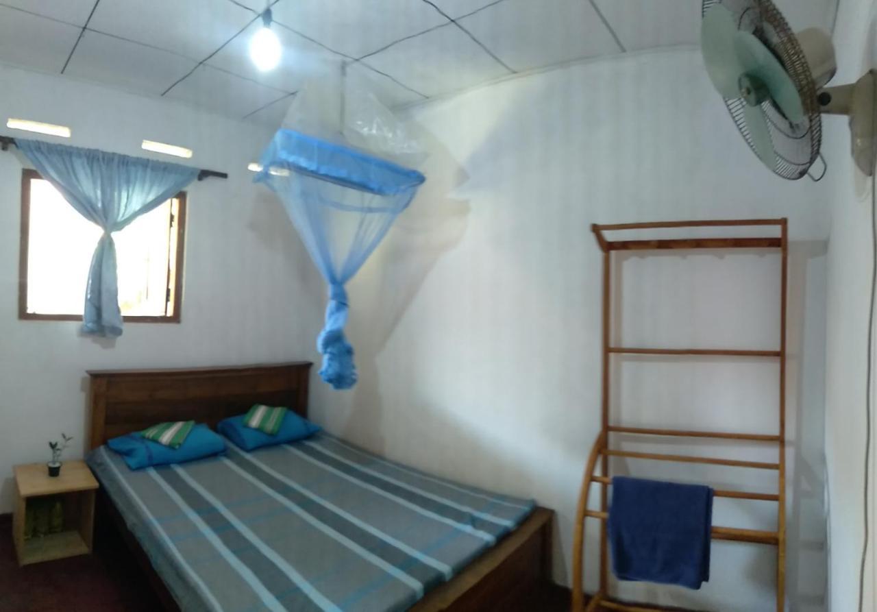 Sanithu Homestay And Villa Galle Esterno foto