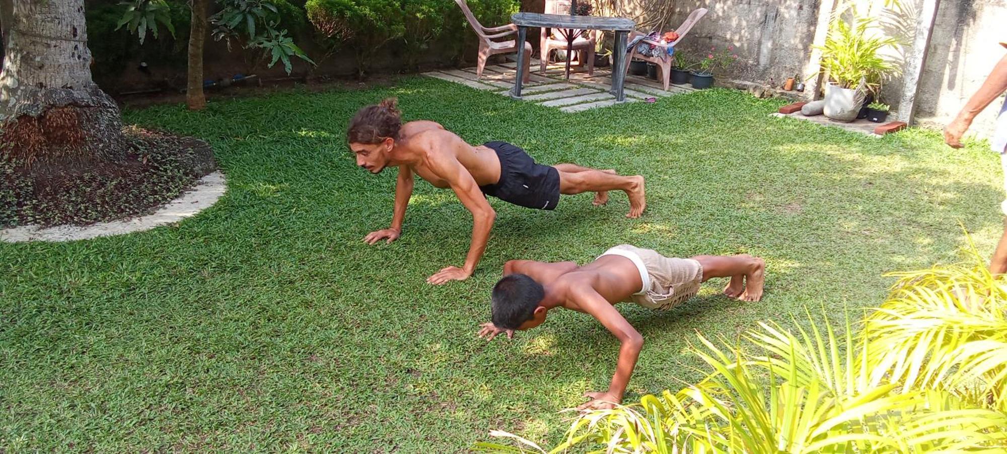 Sanithu Homestay And Villa Galle Esterno foto